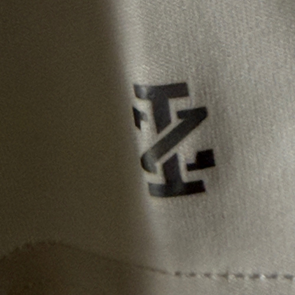 IZOD Polo Shirt Womens XXL White Golf Short Sleeve Patterned Collar Performance - Picture 3 of 5